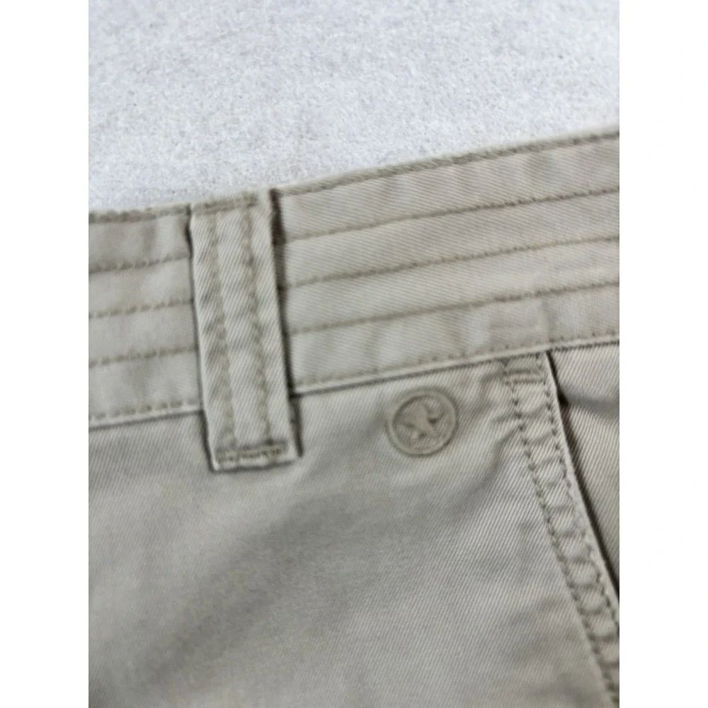 Converse One Star Shorts Men's 32x11 Khaki Flat Front Cotton Chino Casual‎